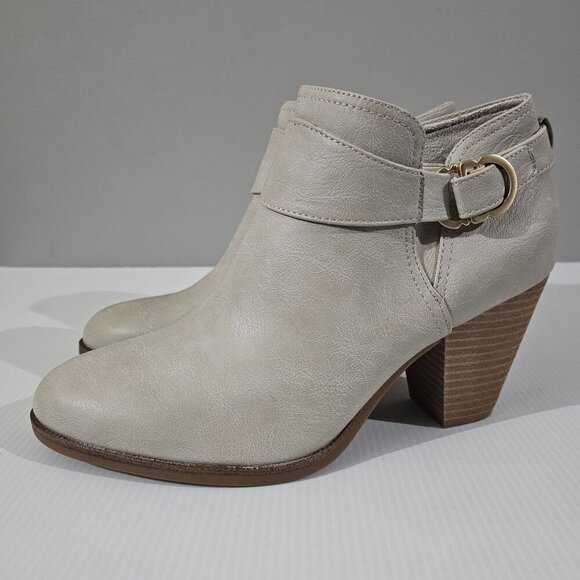 NEW Dr Scholls Kickstart Ankle Bootie Womens 9.5 Taupe Block Heel Buckle Neutral - Picture 1 of 14